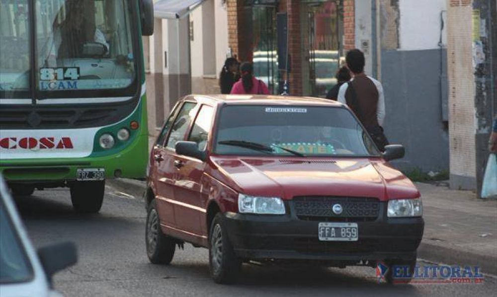 Desde ayer comenz� a regir la nueva tarifa m�nima de 9 pesos del remis