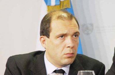 Sin fecha, se va el ministro de Econom�a