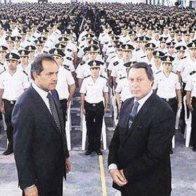 Relevan al jefe de la Polic�a de La Plata y crean nueva Departamental para Berisso y Ensenada