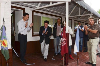 EL INTENDENTE DE LANUS, DAR�O D�AZ P�REZ INAUGUR� LAS NUEVAS OBRAS