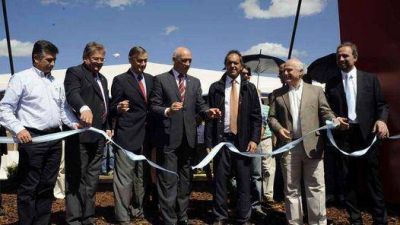 Scioli en Expoagro, otra foto que molesta en la Rosada