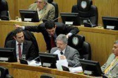 La Legislatura analiza una nueva Ley para autorizar al Instituto de la Vivienda a contratar en forma directa la realizaci�n de obras