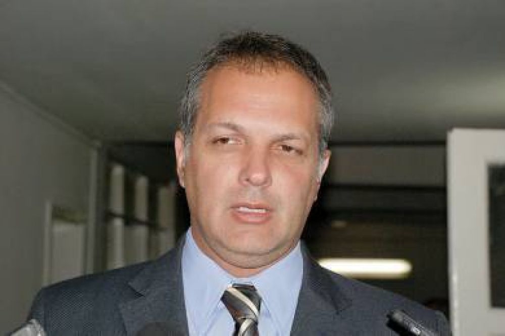 Buzzi expres� su �acompa�amiento al pueblo venezolano�