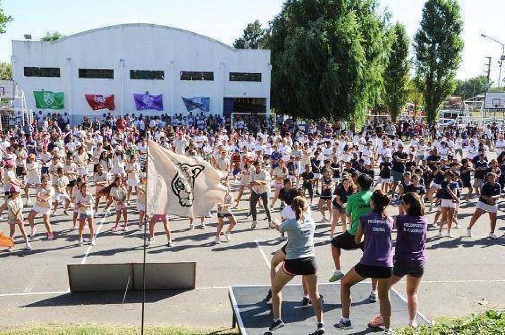 Comienzan las actividades en los 15 polideportivos municipales de Tigre