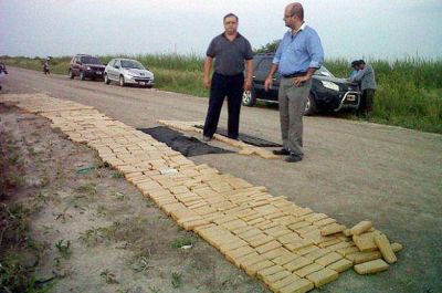 En operativo conjunto, interceptan m�s de 300 kilos de marihuana