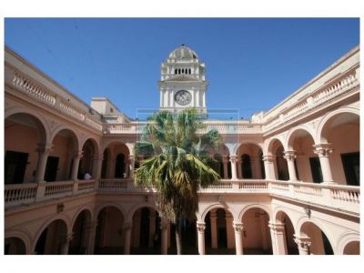 Gobierno y gremios firmaron el acuerdo para el comienzo de las paritarias de los estatales