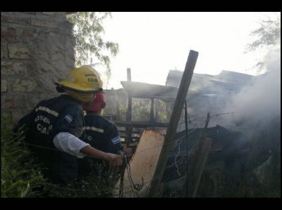Dos ni�os provocaron incendio en Ceibas