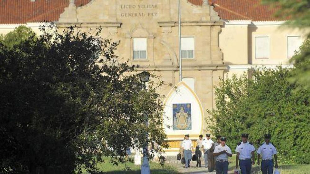 Liceo: amparo contra los cambios