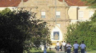 Liceo: amparo contra los cambios