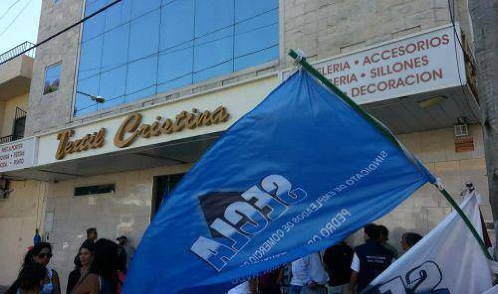 Empleada denuncia despido por �persecuci�n sindical�