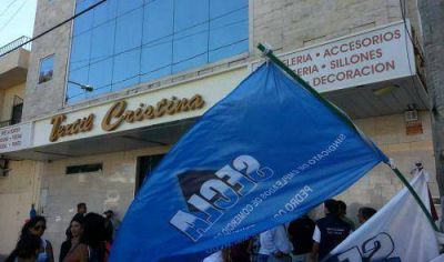 Empleada denuncia despido por �persecuci�n sindical�