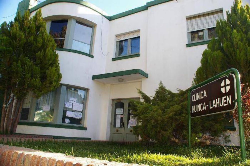 Denuncian cierre y despidos en una cl�nica