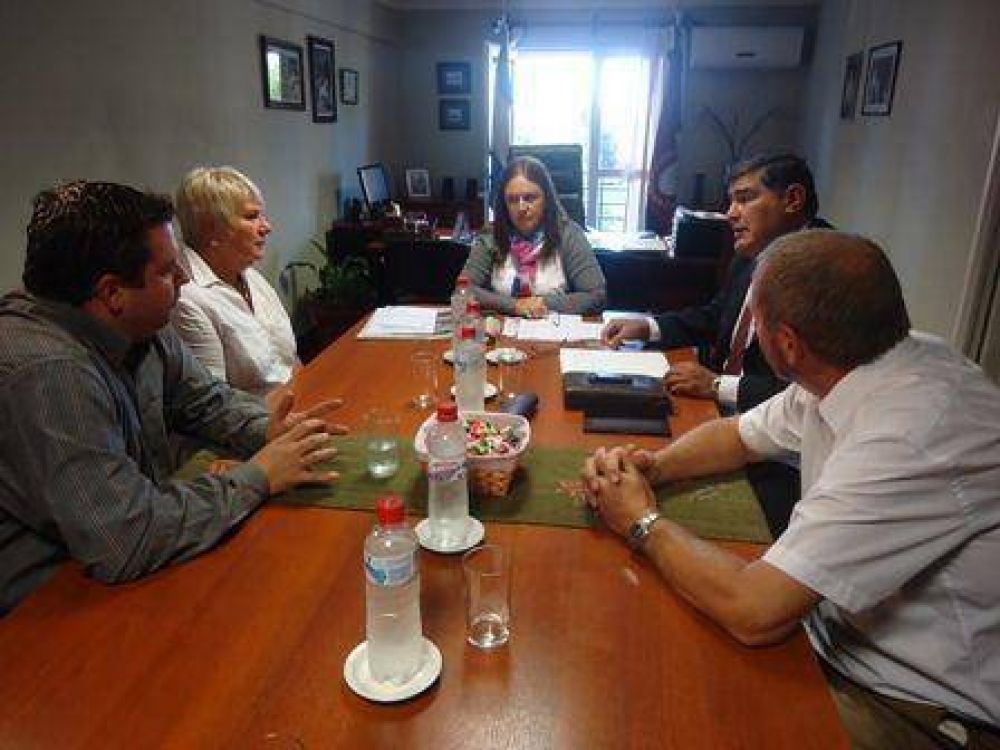 La ministra de Justicia recibi� a los padres de David Mather