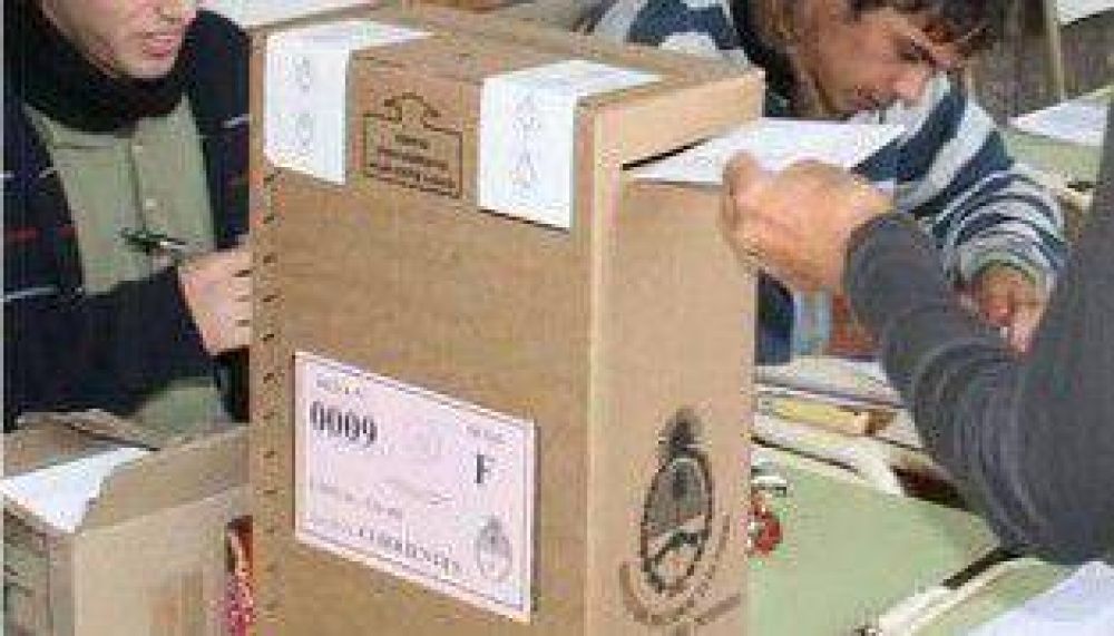 Presentan proyecto de voto joven para la Ciudad