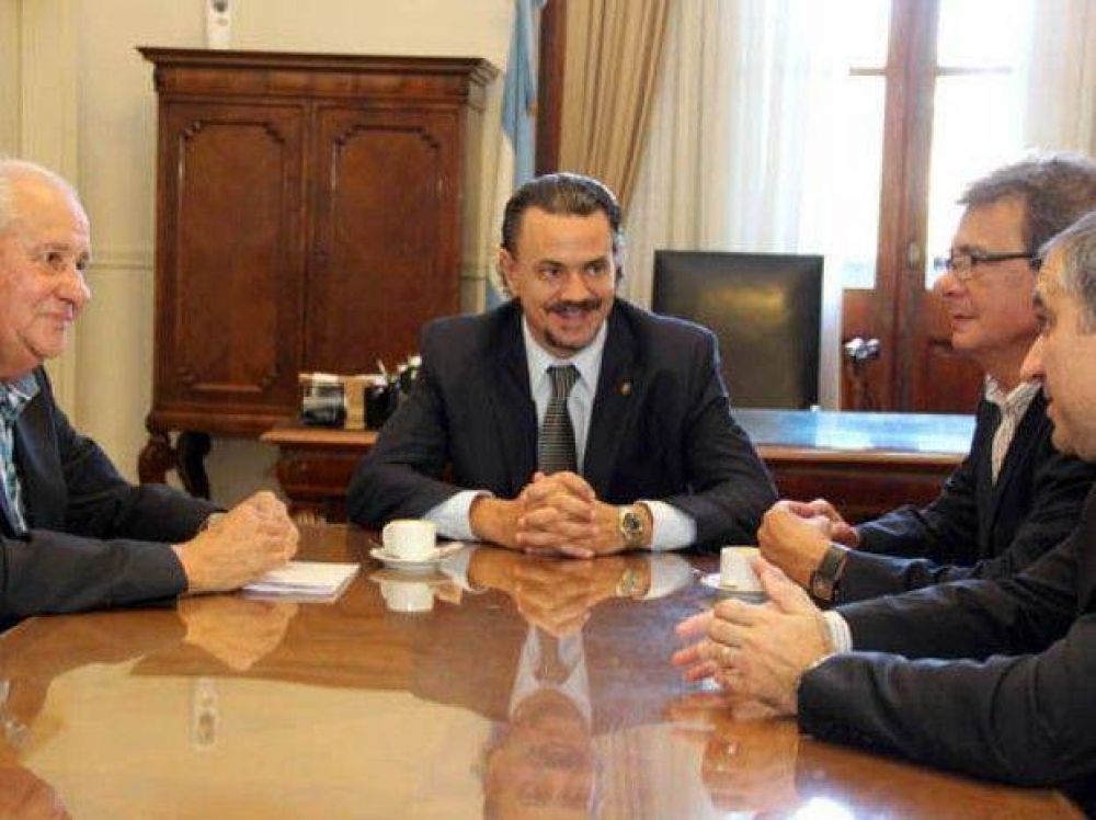 Santa Fe se encamina a unificar los comicios locales con los nacionales