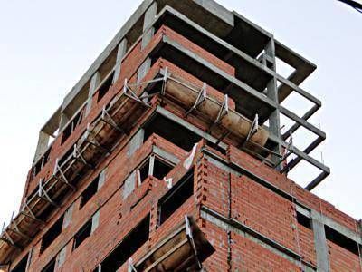  Admiten �un freno muy grande� en la construcci�n en Jun�n