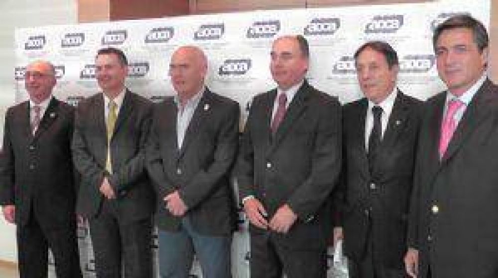 Un seminario de Inprotur y AOCA se har� en el F�rum