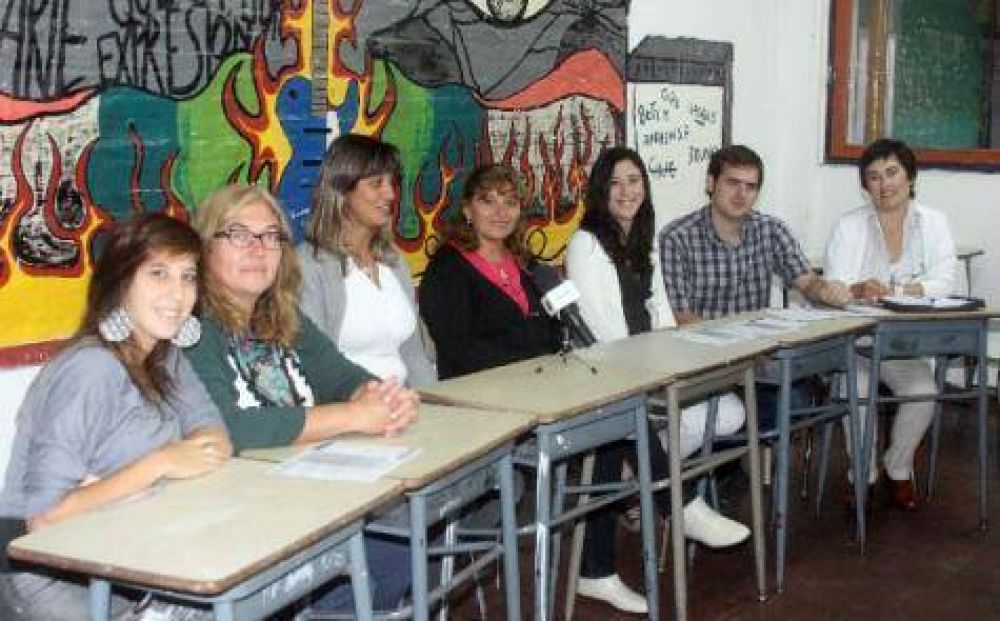 El Instituto 167 ���present� sus carreras