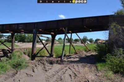 Har�n un nuevo puente, mientras tanto acondicionan camino paralelo
