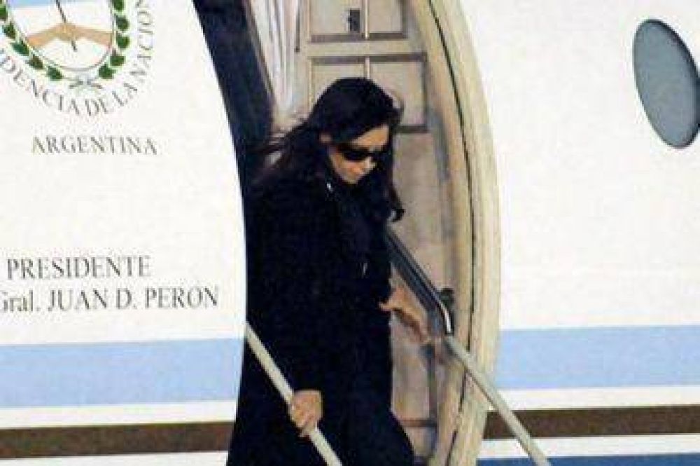 Muri� Ch�vez: CFK lleg� a Caracas