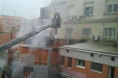 Se incendi� el hospital donde est� internado el rey de Espa�a