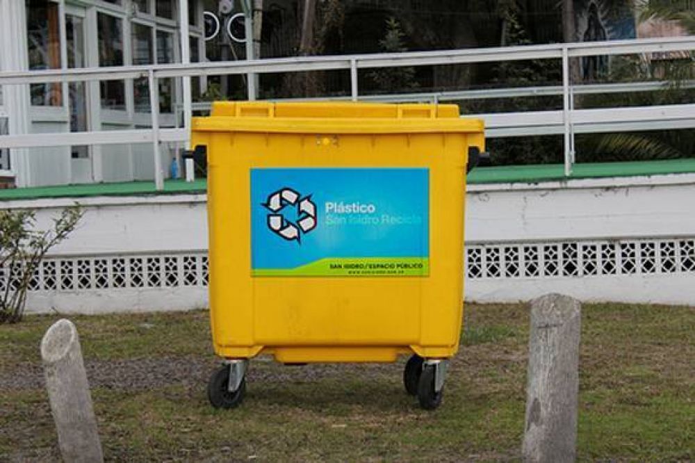 El Municipio instal� nuevos contenedores de reciclado