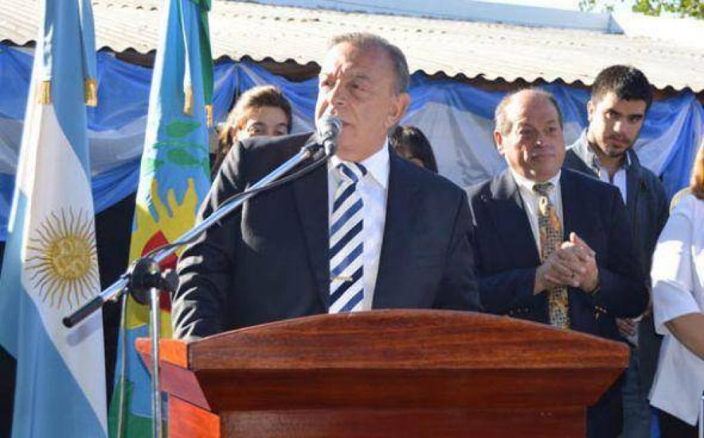 Paro docente: Z�ccaro lament� que los alumnos �sean rehenes� y apunt� a Scioli