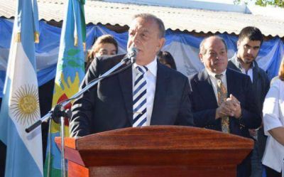 Paro docente: Z�ccaro lament� que los alumnos �sean rehenes� y apunt� a Scioli