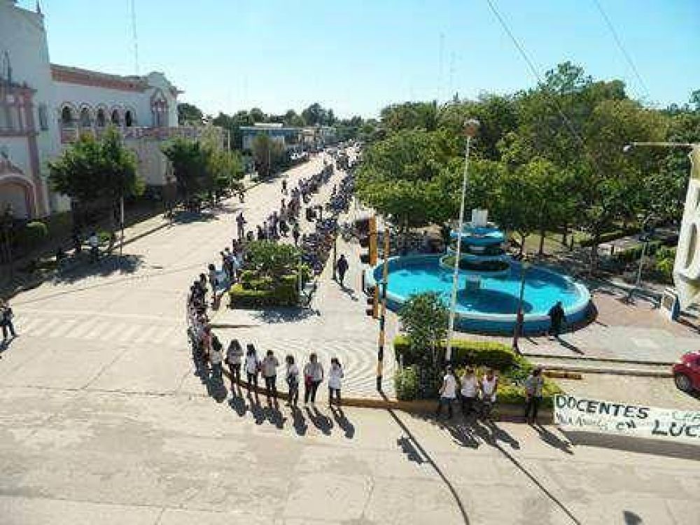 Los paros se hacen sentir con fuerza en Villa �ngela