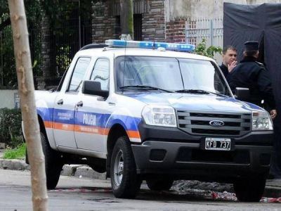 Asesinaron a un delincuente que arroj� cemento en la ruta 6 para robar