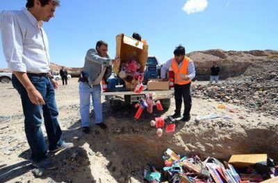 Destruyeron m�s de una tonelada de pirotecnia en Neuqu�n