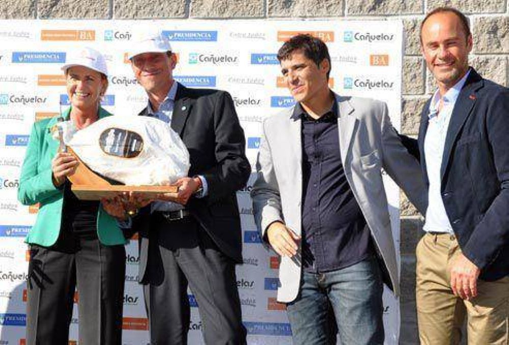 Inauguran f�brica de chacinados