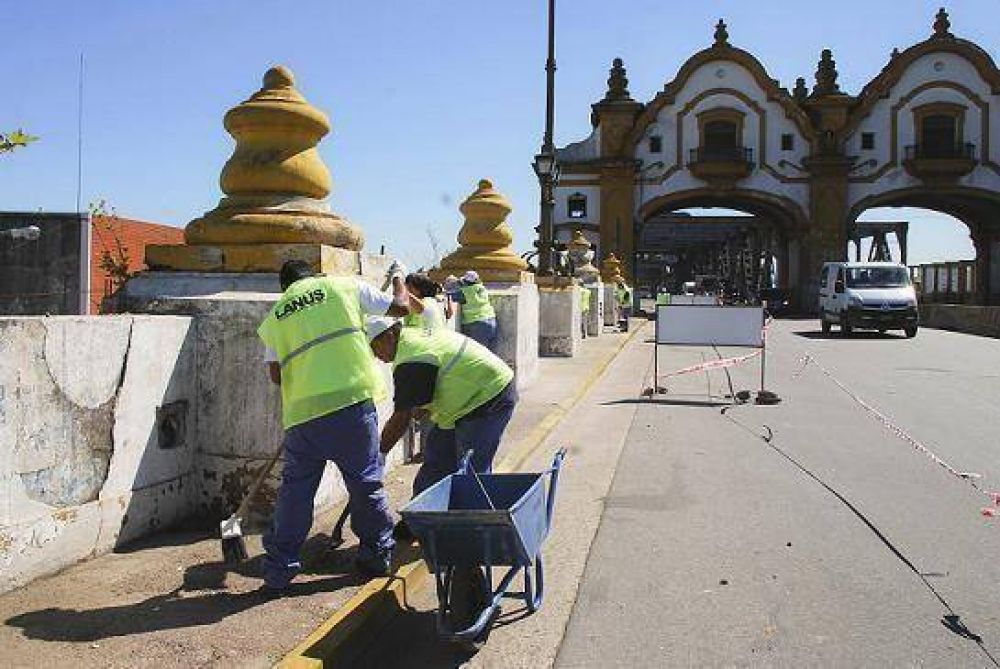 EL MUNICIPIO DE LAN�S REALIZA TRABAJOS DE REMODELACI�N EN LOS ACCESOS DEL PUENTE ALSINA