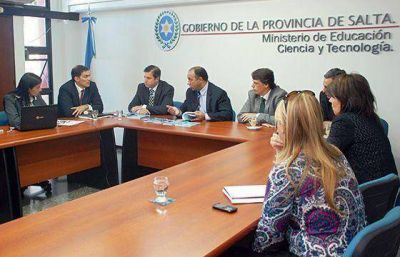 Docentes de m�s de 670 escuelas recibir�n capacitaci�n sobre seguridad vial