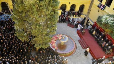 Paran hoy los docentes del Monserrat