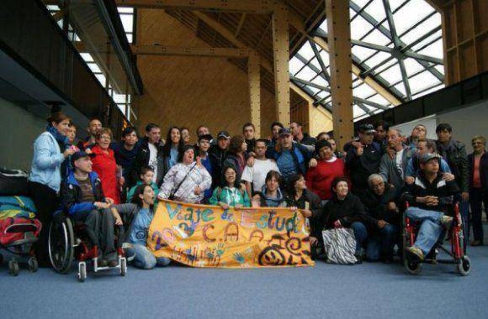 Recibieron a la delegaci�n del CAAD que realiz� un viaje recreativo a Buenos Aires