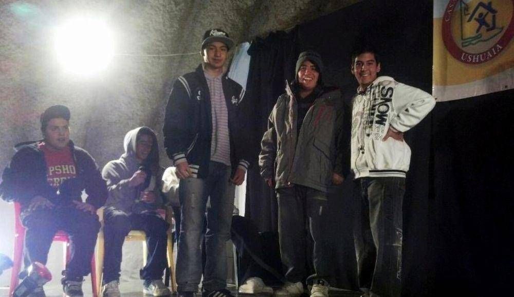 Encuentro de raperos y rimas improvisadas