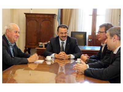 Santa Fe se encamina a unificar en consenso general los comicios con los nacionales