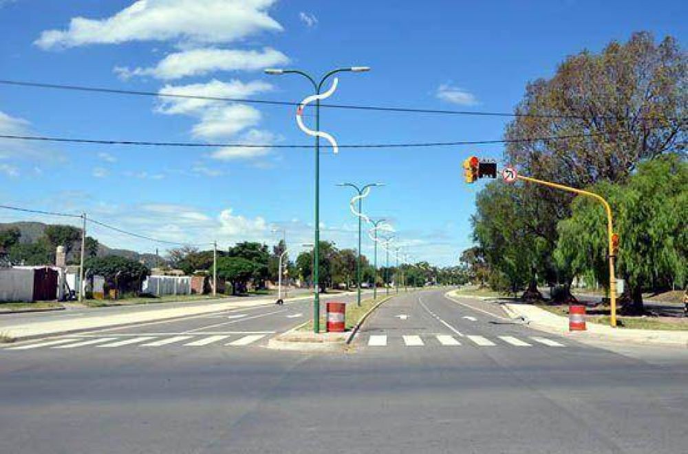 Dos menores heridos en un choque en el corredor vial
