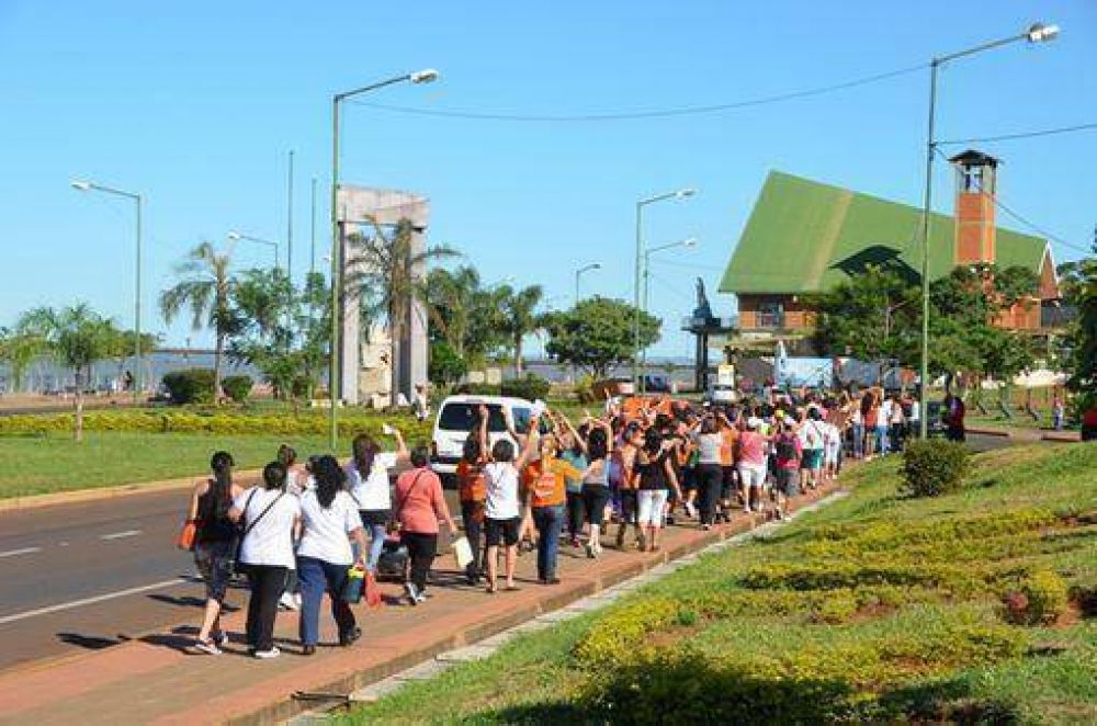Posade�as le dicen �No a la violencia contra la mujer�