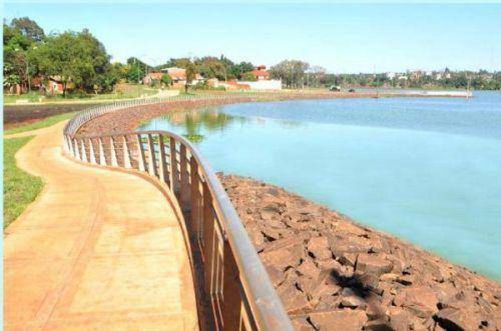 Villa Poujade cuenta con un nuevo balc�n sobre el arroyo Zaim�n