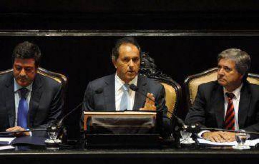 Scioli bajo presi�n de los ultra K