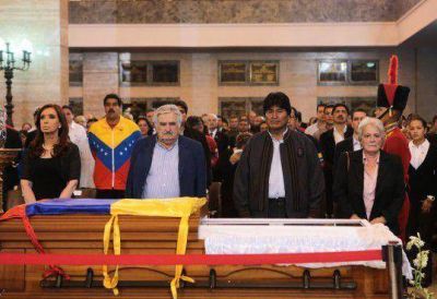 M�s de 23 presidentes despiden a Ch�vez