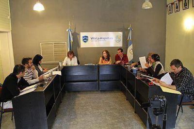 Concejales analizan el proyecto de Presupuesto 2013