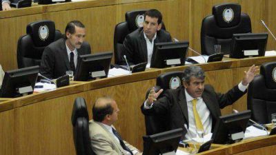 �La justicia debe aceptar la potestad del poder pol�tico de evaluar sus actos�