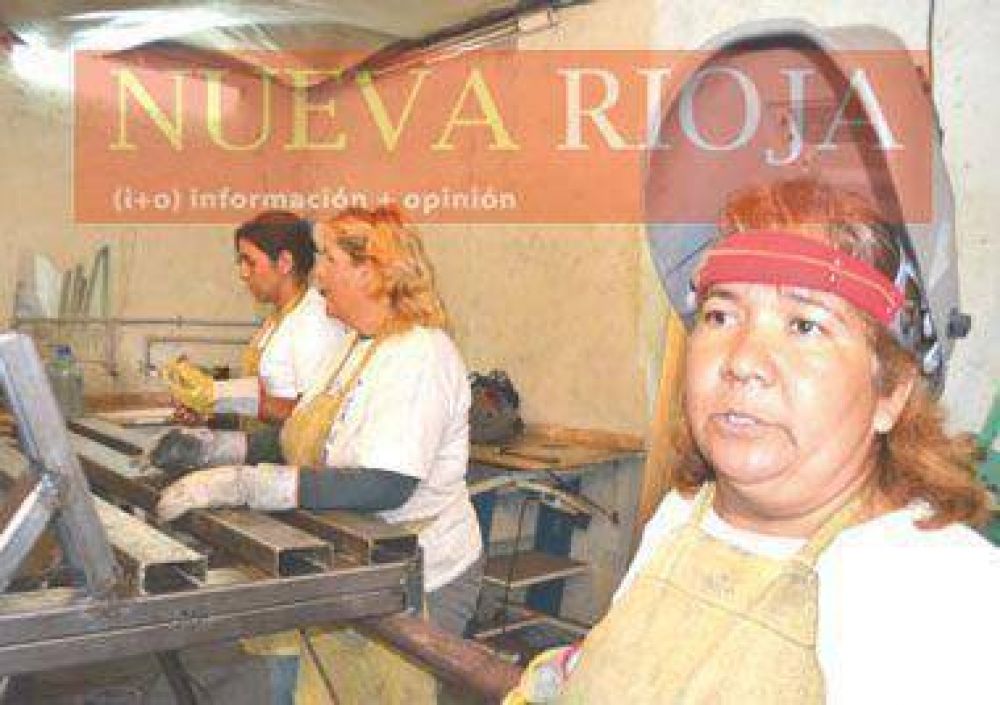 Las mujeres ganan su lugar en el armado de blocks y la herrer�a
