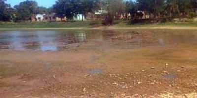 Sequ�a e inundaciones por el R�o Pilcomayo