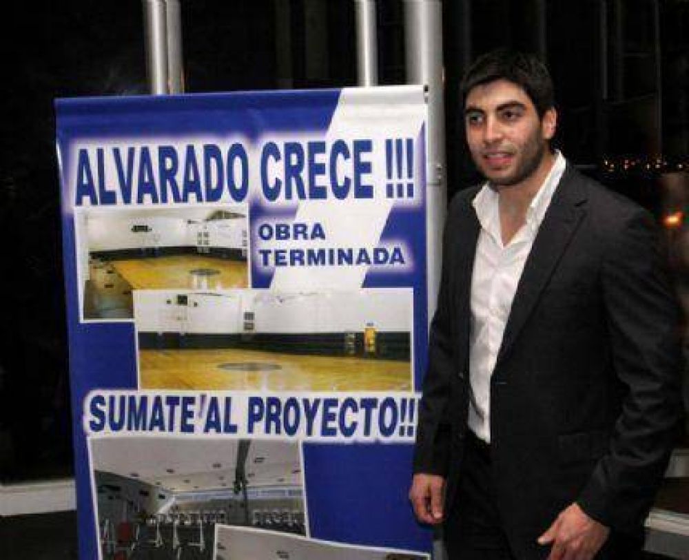 Otra p�sima noticia para Alvarado: Facundo Moyano renunci� a la presidencia