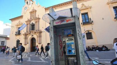 Desde hoy paran por cuatro d�as los docentes del Monserrat