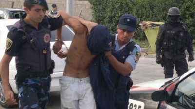 Robo, persecuci�n y tiros por la Sabattini